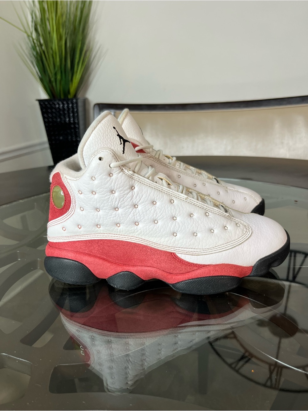 Men's Nike Air Jordan 13
Retro Chicago Size 8